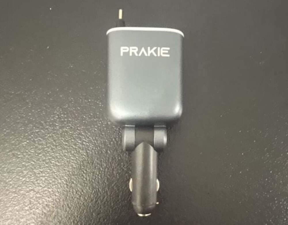 Prakie Model A19 4-in-1 Fast Charging Retractable Car Charger